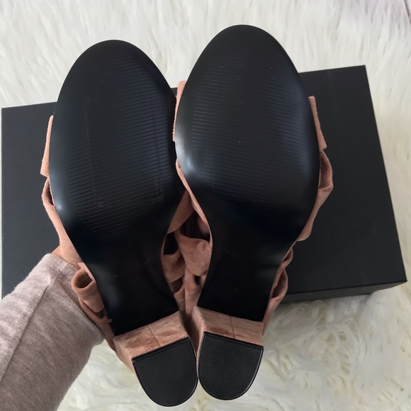 Brand new suede Kendall & Kylie heels - Picture 5 of 7